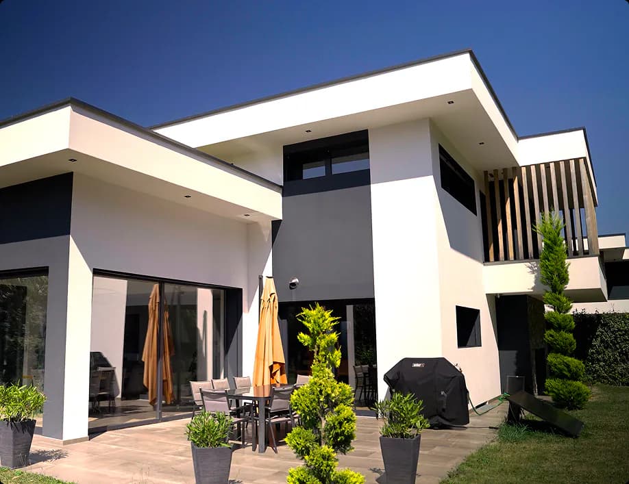 Production vidéo immobilière haut de gamme — Double Vision Agency